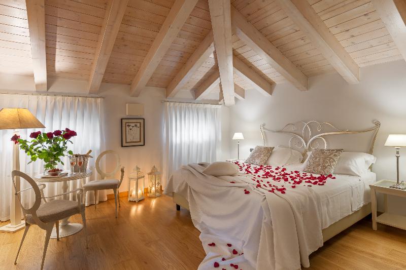 Affittacamere Boutique Room Верона Экстерьер фото
